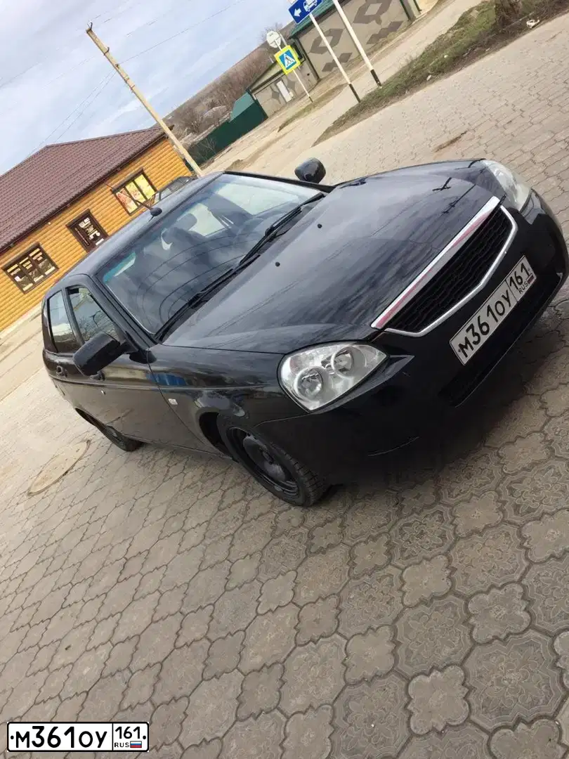 Фото автомобиля LADA 2172 PRIORA, 2012 — госномер Н460ЕН126. Цвет: Сине-Черный