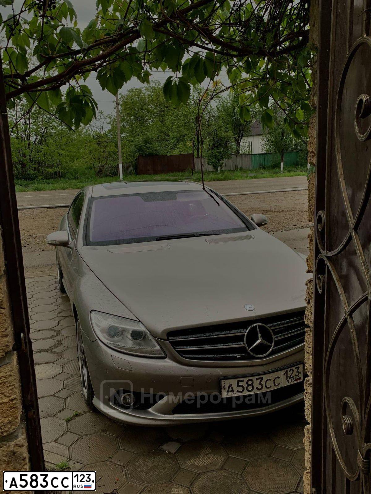 Фото автомобиля MERCEDES CL-KLASSE, 2006 — госномер О198ОО123. Цвет: СЕРО-БЕЖЕВЫЙ