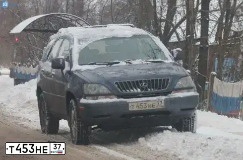Фото автомобиля LEXUS RX, 2000 — госномер Т453НЕ37. Цвет: СИНИЙ