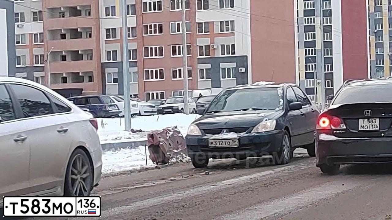Фото автомобиля HONDA CIVIC, 2007 — госномер Р040ВМ323. Цвет: ЧЕРНЫЙ