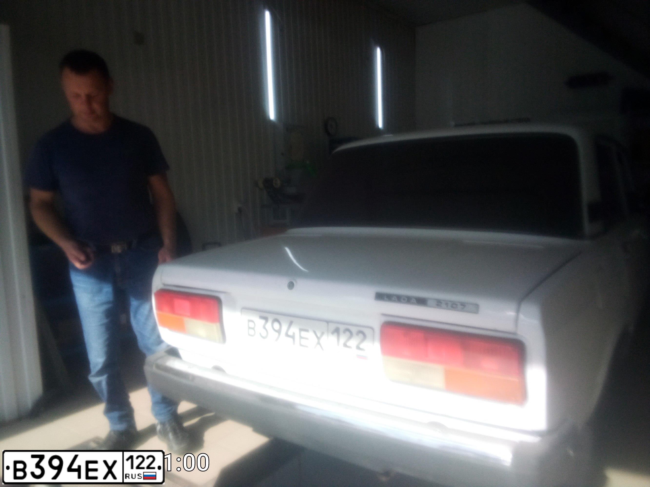 Фото автомобиля LADA 2107, 2008 — госномер В394ЕХ122. Цвет: Белый