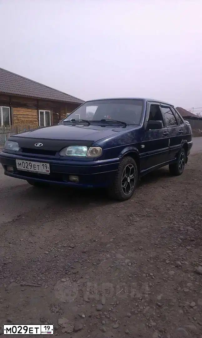 Фото автомобиля LADA 2115 SAMARA, 2005 — госномер М029ЕТ19. Цвет: СЕРЕБРИСТО-ТЕМНО-СИНИЙ