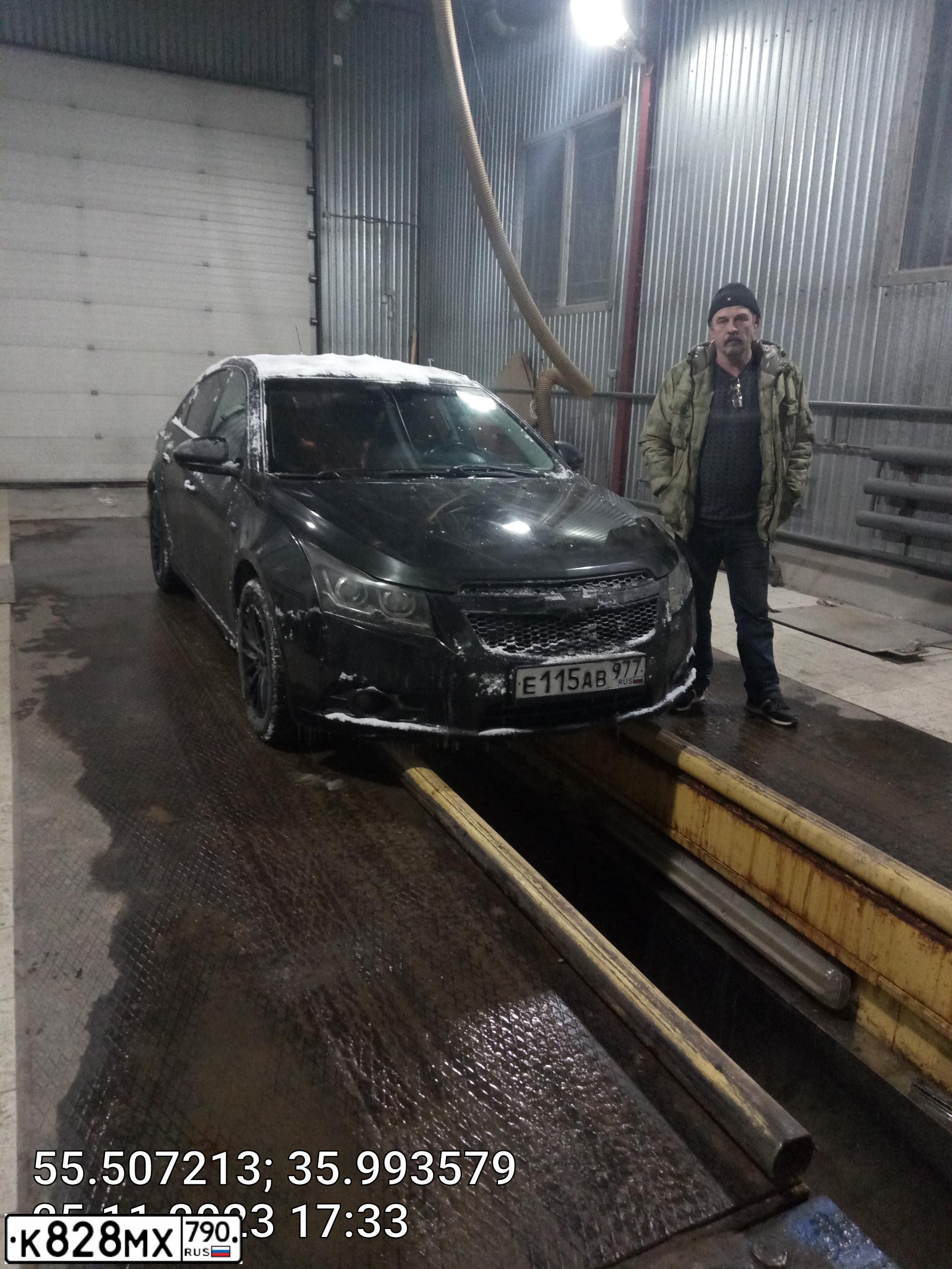 Фото автомобиля CHEVROLET CRUZE, 2011 — госномер Х674ОЕ197. Цвет: ЧЕРНЫЙ