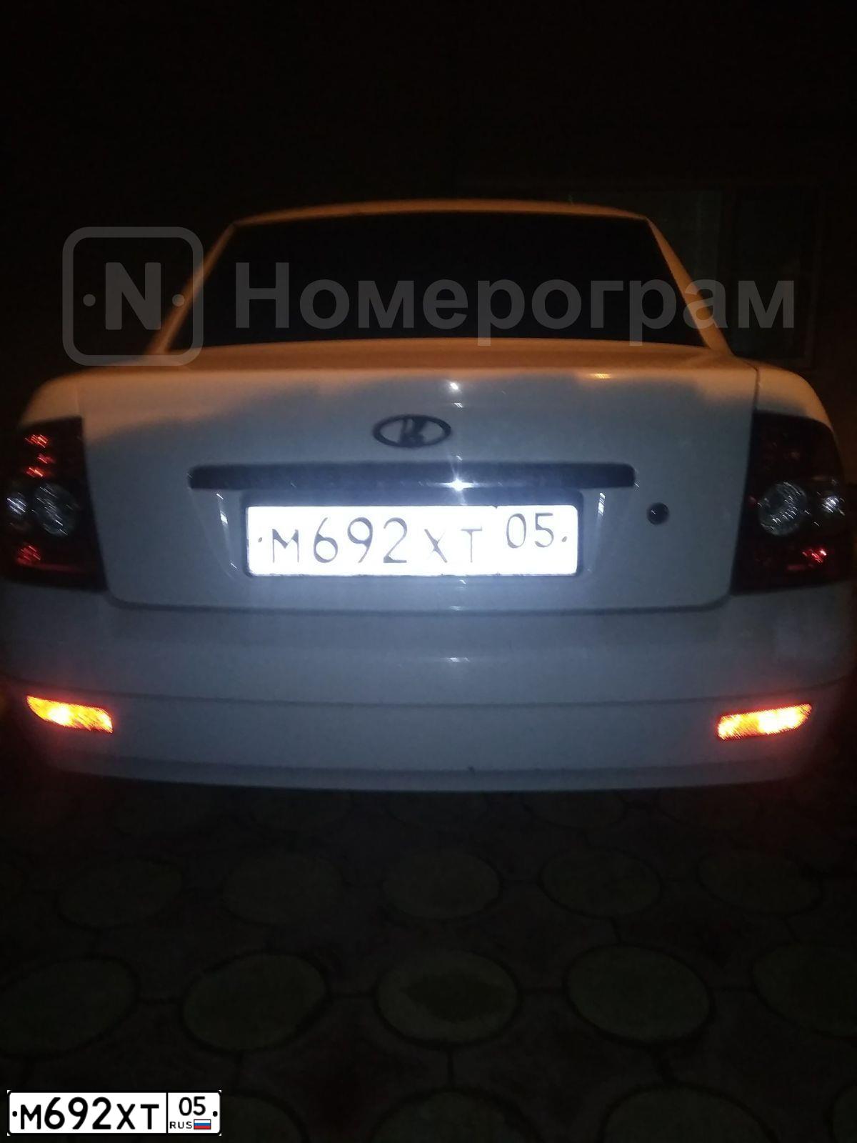 Фото автомобиля LADA 2170 PRIORA, 2010 — госномер М692ХТ05. Цвет: БЕЛЫЙ