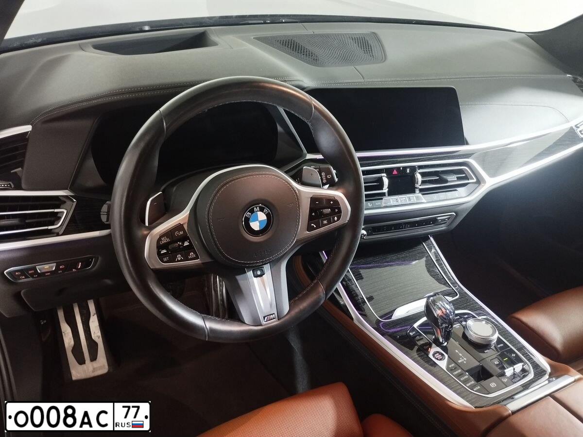 Фото автомобиля AUDI A8, 2010 — госномер Н321МА197. Цвет: Коричневый