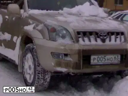 Фото автомобиля TOYOTA LANDCRUISER, 2007 — госномер Р005НО63. Цвет: БЕЖЕВЫЙ