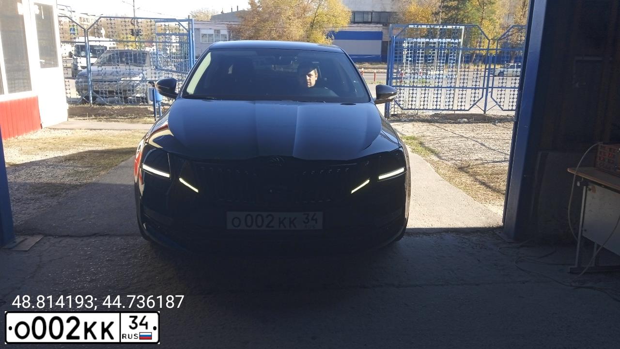 Фото автомобиля BMW X3, 2003 — госномер Х503ВТ797. Цвет: синий