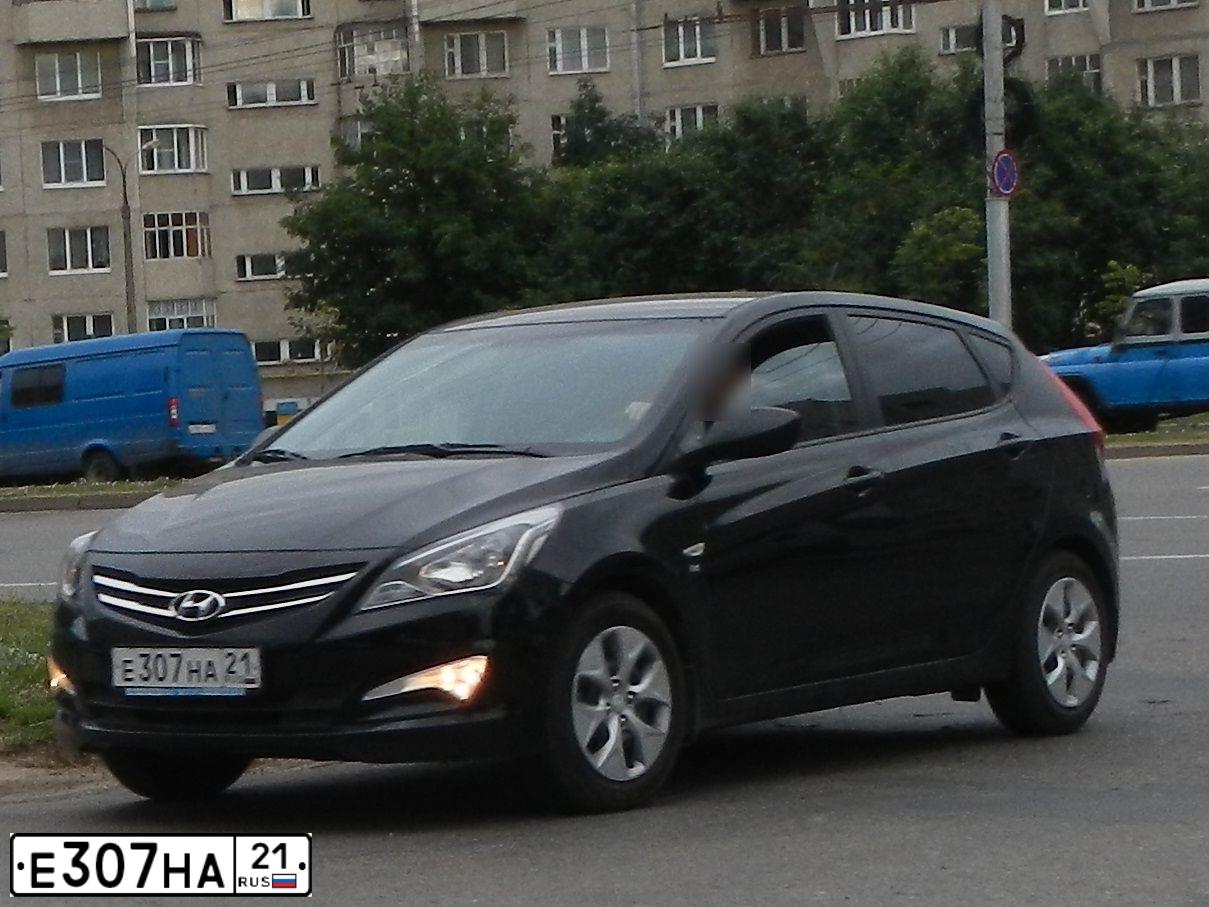 Фото автомобиля HYUNDAI SOLARIS, 2014 — госномер К670СА21. Цвет: ЧЕРНЫЙ