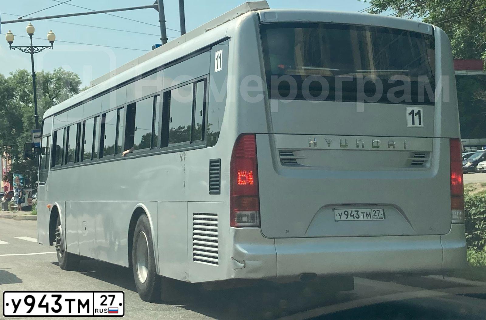 Фото автомобиля HYUNDAI AERO, 2013 — госномер У943ТМ27. Цвет: СЕРЫЙ