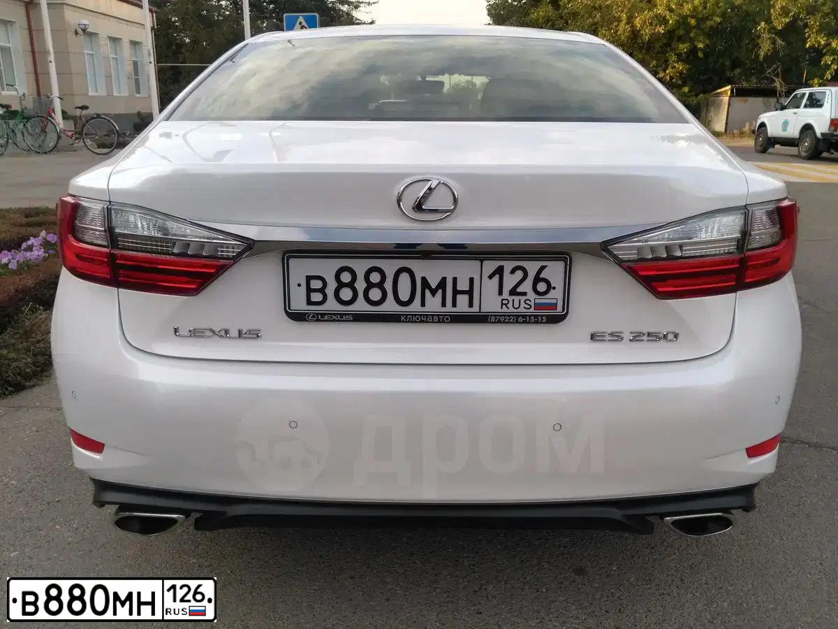 Фото автомобиля ЛЕКСУС ES250, 2016 — госномер Н241КТ82. Цвет: Белый