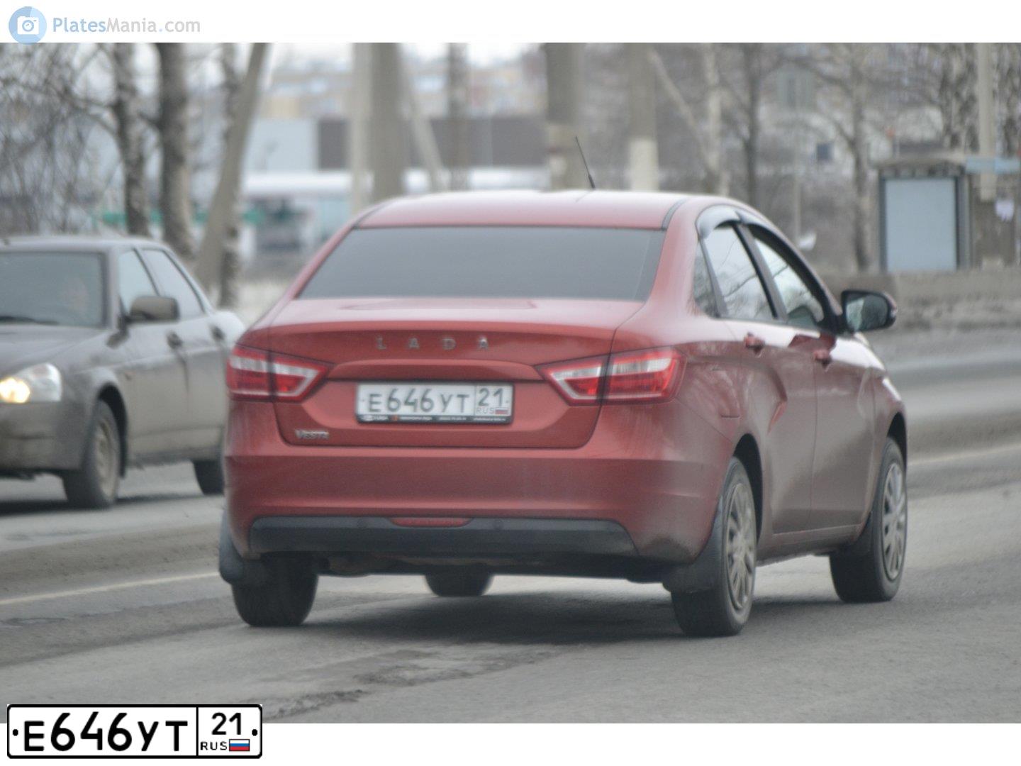 Фото автомобиля LADA VESTA, 2018 — госномер К134ХЕ21. Цвет: Красный