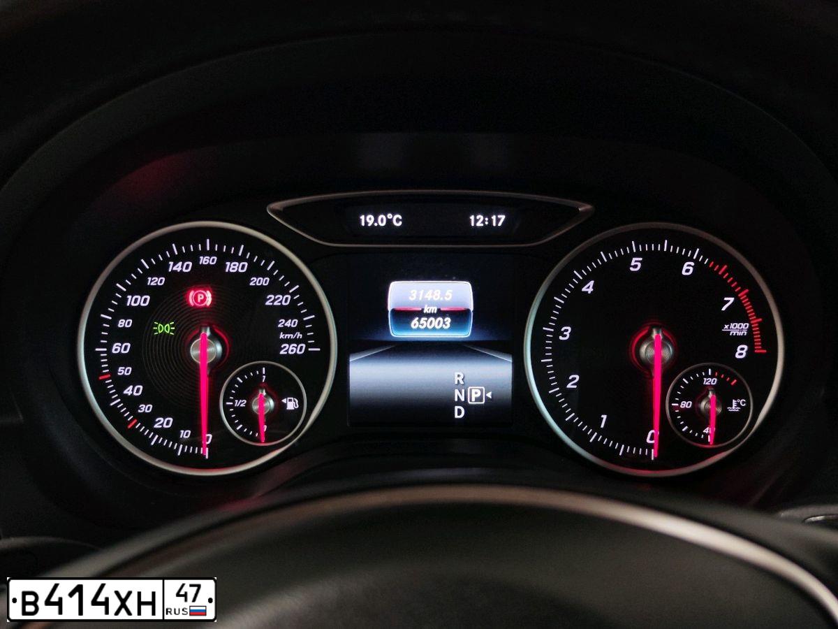 Фото автомобиля LADA VESTA, 2019 — госномер В414ХН47. Цвет: СЕРО-ГОЛУБОЙ