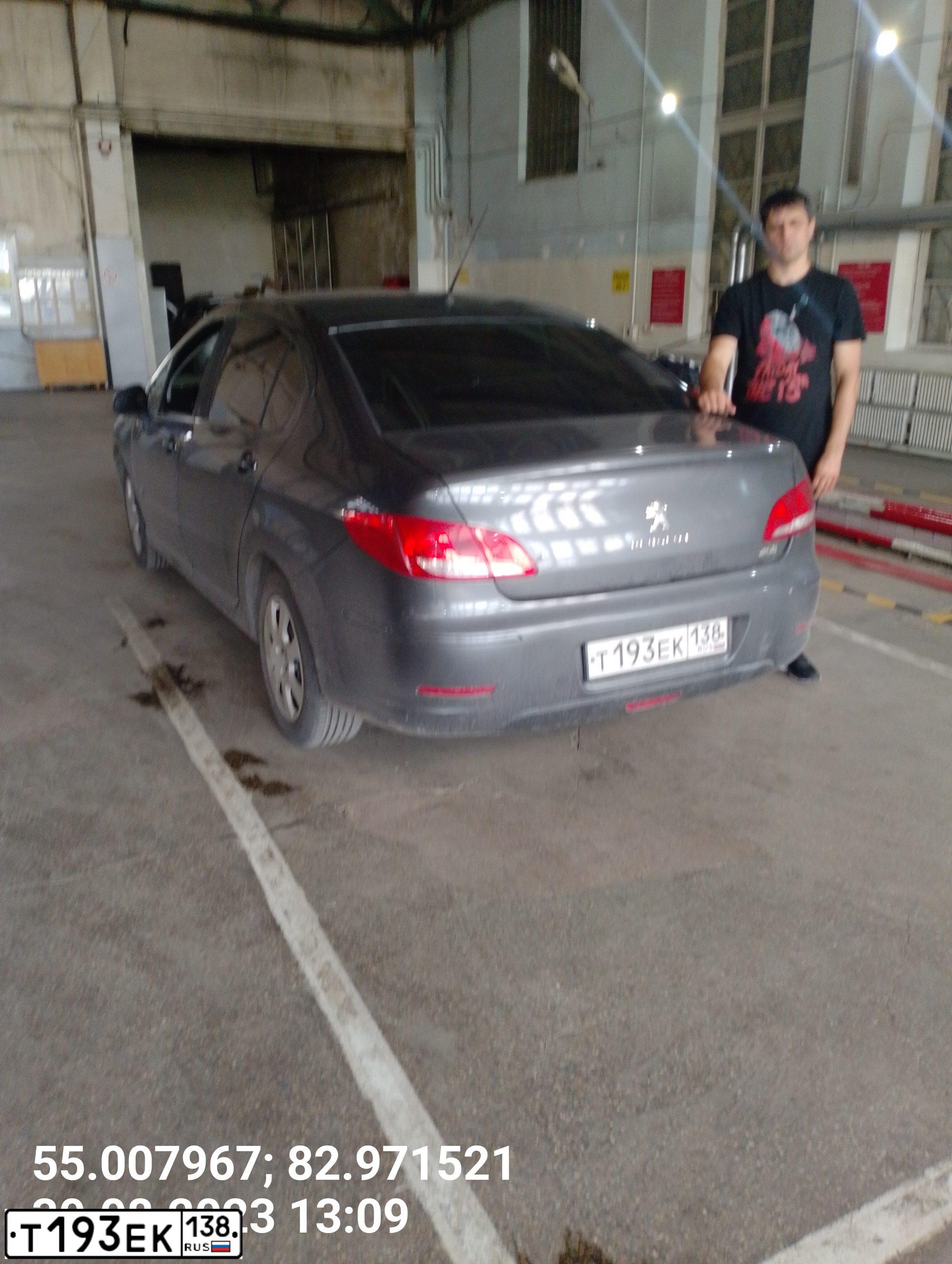 Фото автомобиля PEUGEOT 408, 2015 — госномер Р840СС154