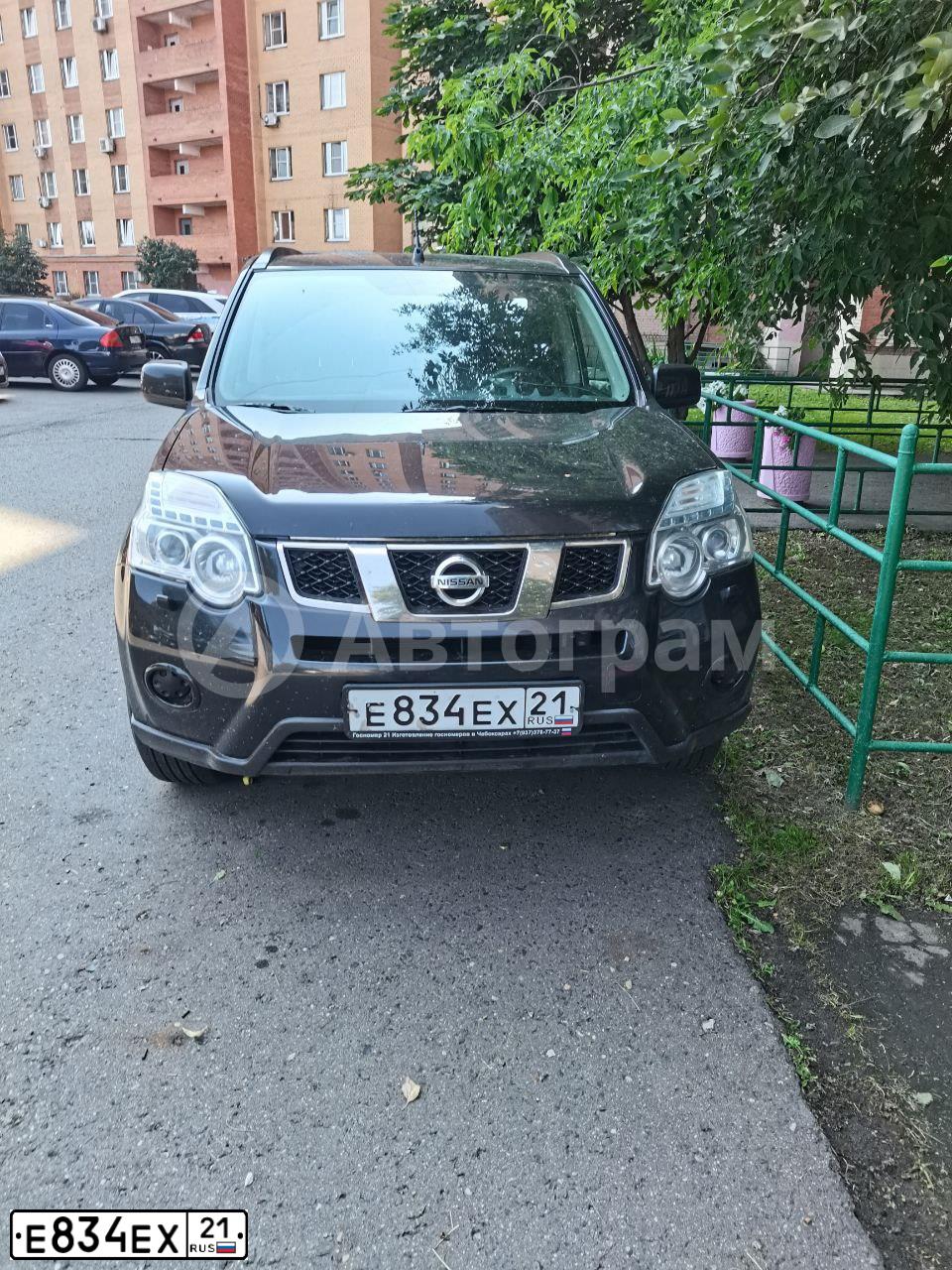 Фото автомобиля NISSAN X-TRAIL, 2013 — госномер Е834ЕХ21