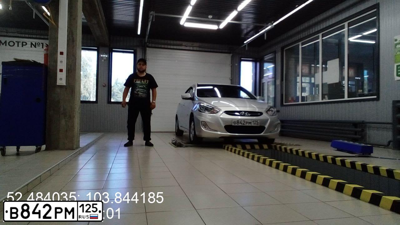 Фото автомобиля HYUNDAI ACCENT, 2013 — госномер С720НО138