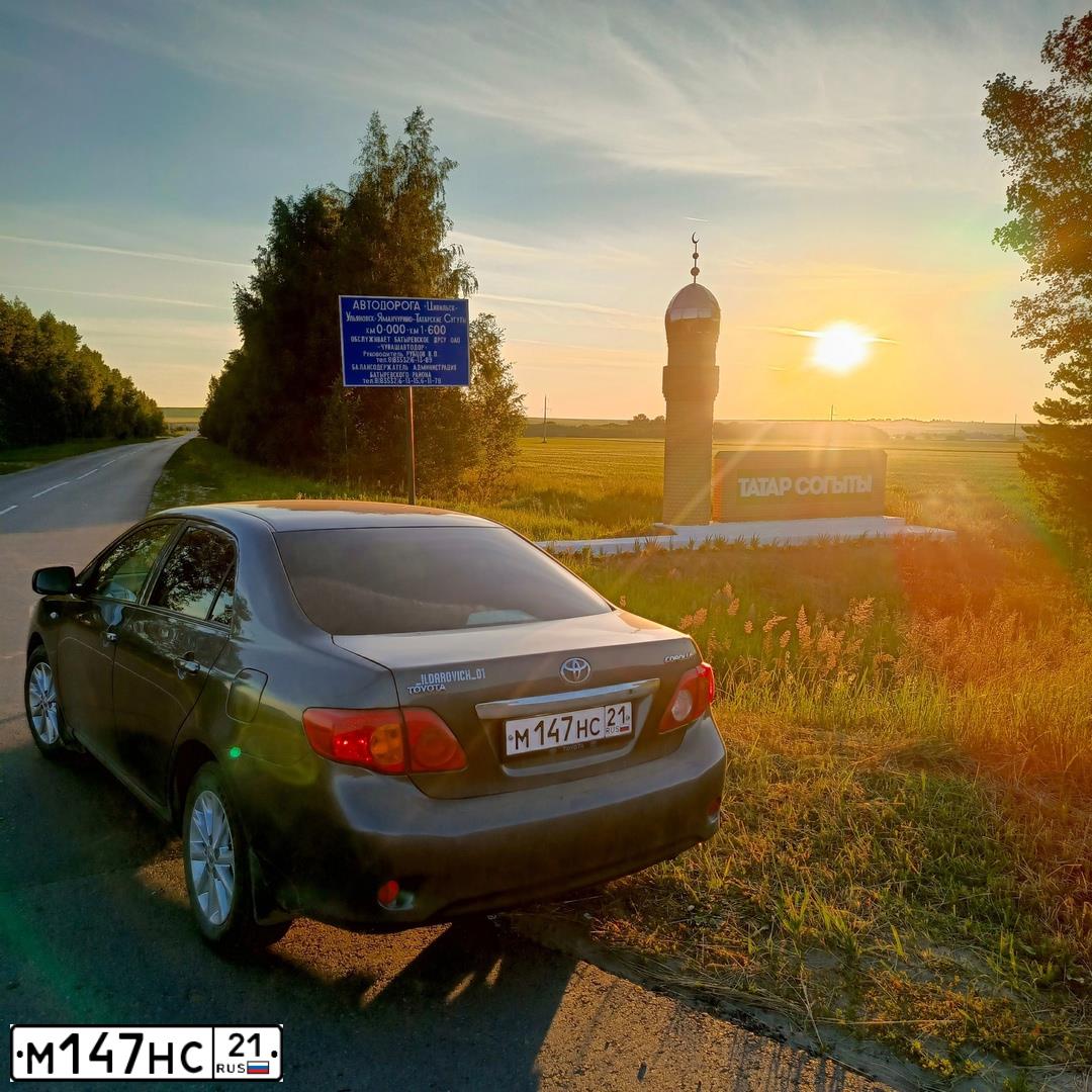 Фото автомобиля TOYOTA COROLLA, 2008 — госномер М147НС21. Цвет: СЕРЫЙ