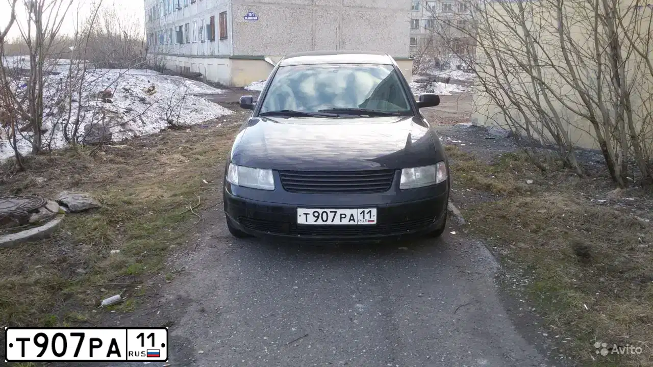 Фото автомобиля VOLKSWAGEN PASSAT, 1997 — госномер К585АН11. Цвет: ЧЕРНЫЙ