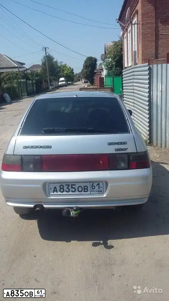 Фото автомобиля LADA 2112, 2003 — госномер А835ОВ61. Цвет: Светло-Серебристый металлик