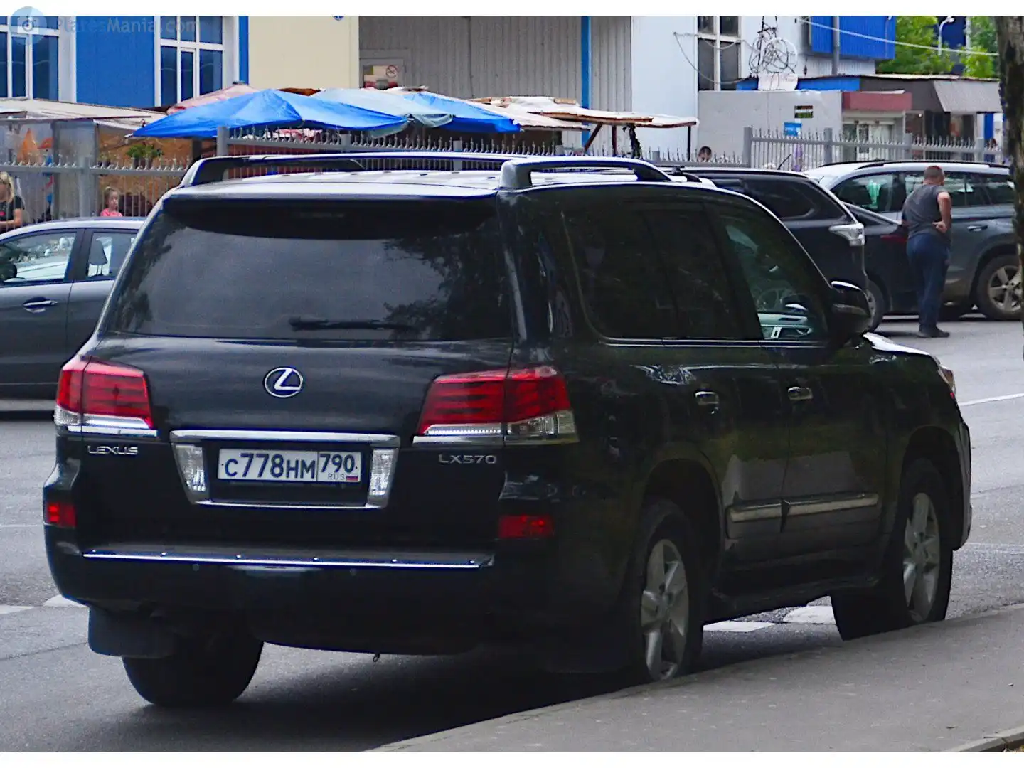 Фото автомобиля LEXUS S LX, 2012 — госномер О535ОО62. Цвет: ЧЕРНЫЙ