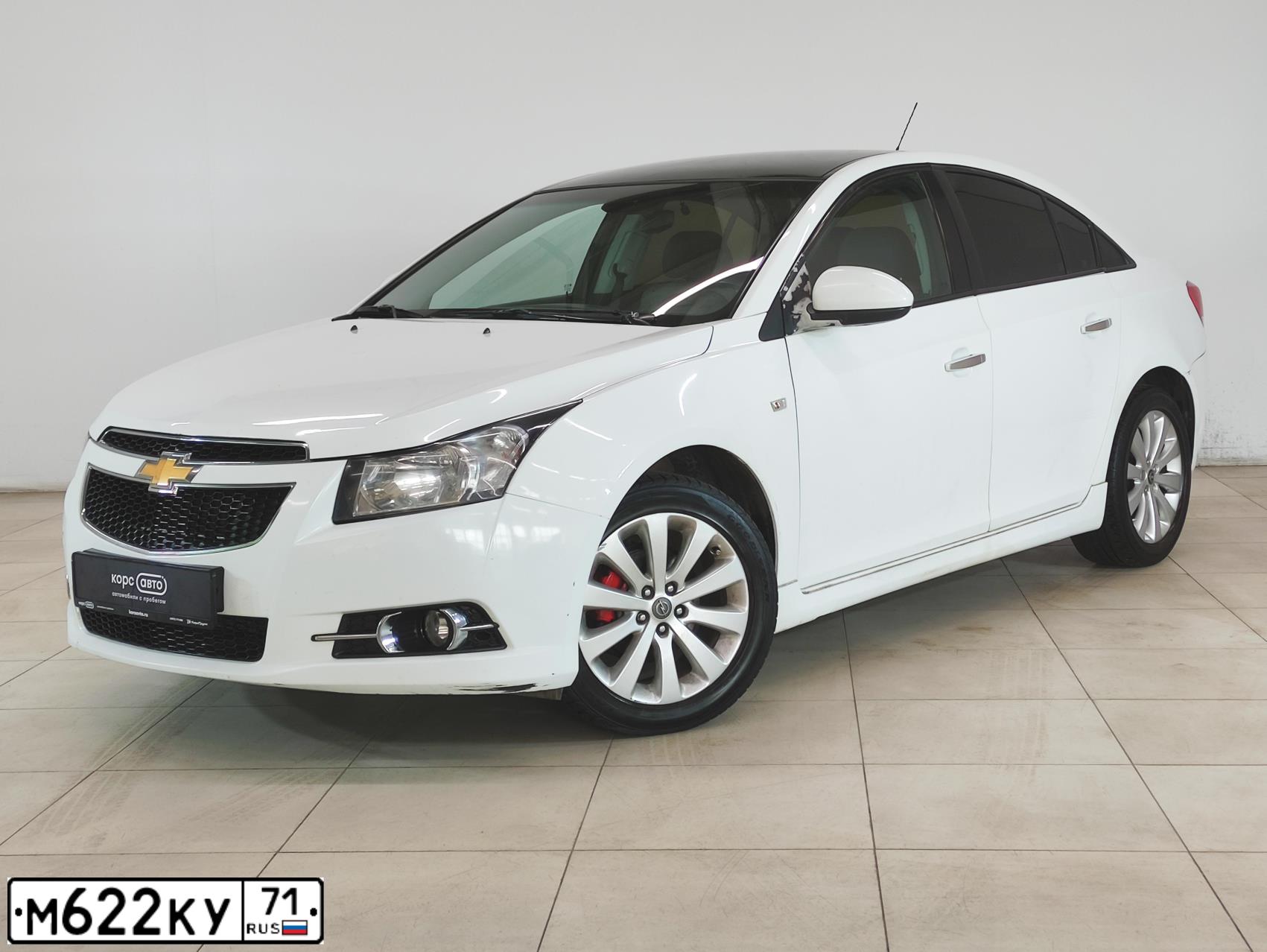 Фото автомобиля CHEVROLET CRUZE, 2011 — госномер Р448ОН48. Цвет: Белый