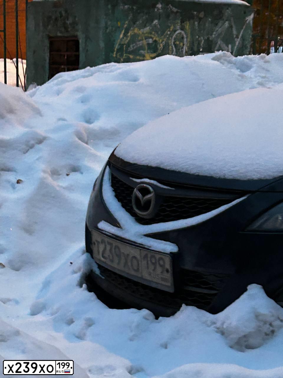 Фото автомобиля GAZ 2752 SOBOL, 2010 — госномер Х239ХО199. Цвет: Белый