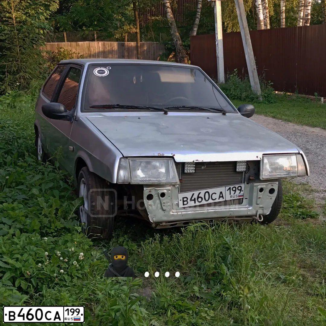Фото автомобиля LADA 2108 SAMARA, 2002 — госномер В460СА199. Цвет: СЕРЕБРИСТЫЙ