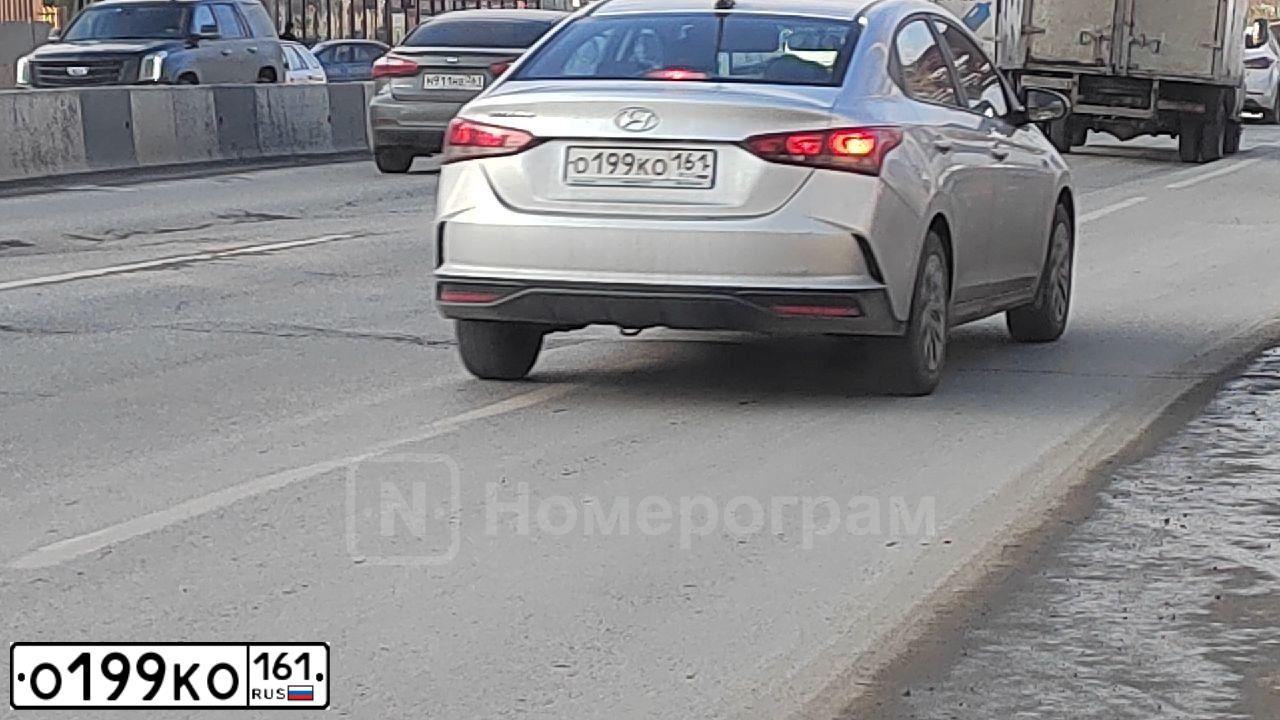 Фото автомобиля LEXUS GX, 2014 — госномер Р672СН124. Цвет: Белый