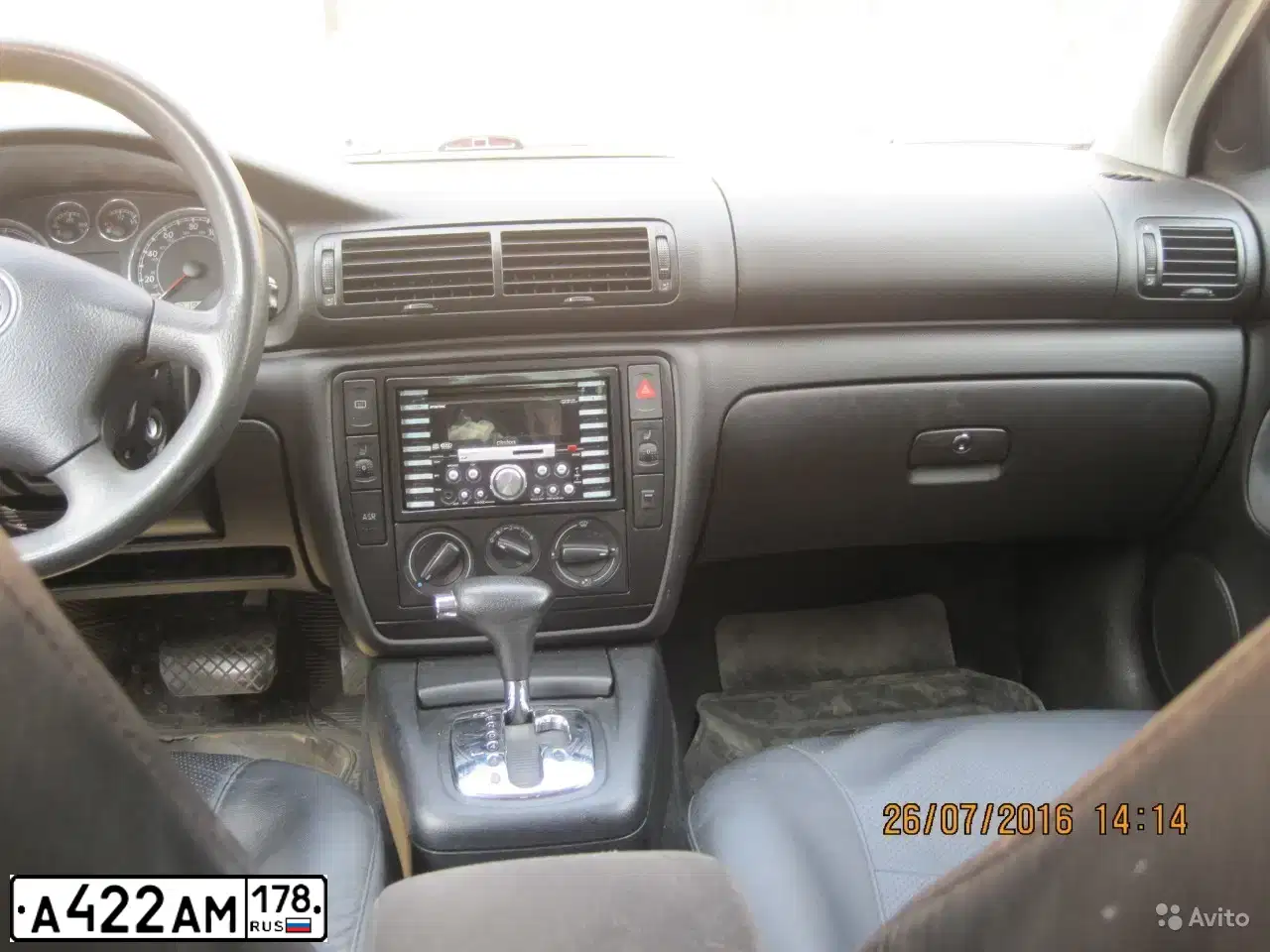 Фото автомобиля VOLKSWAGEN PASSAT, 2003 — госномер М457ТУ60. Цвет: ЧЕРНЫЙ