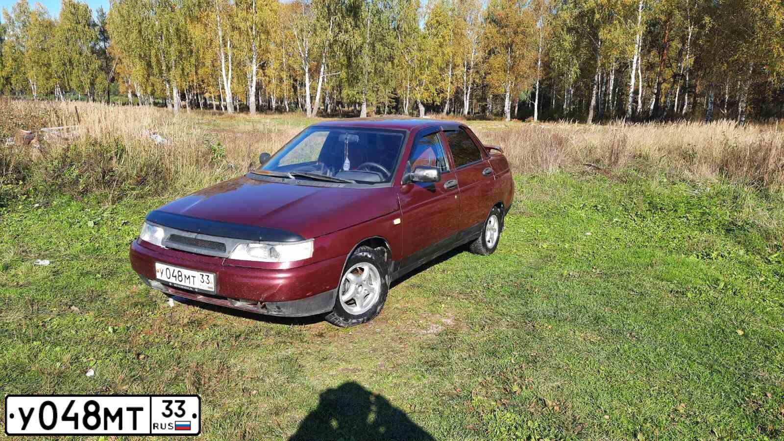 Фото автомобиля LADA 2110, 2005 — госномер М692СТ33. Цвет: МАЛИНОВЫЙ