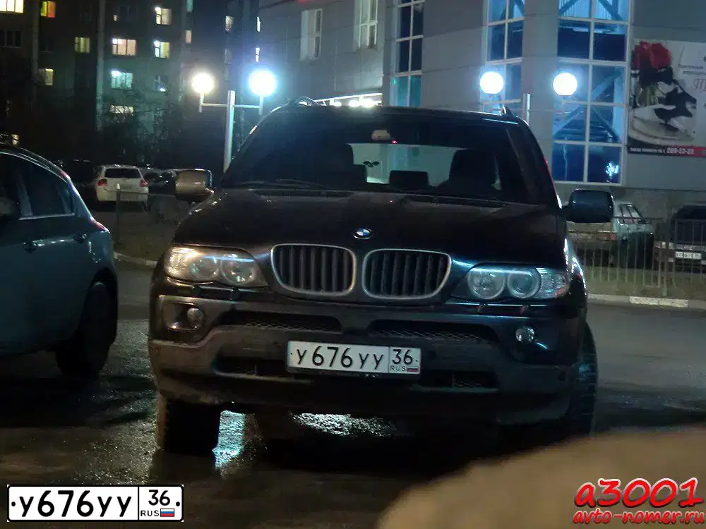 Фото автомобиля MERCEDES GLC-KLASSE, 2018 — госномер У676УУ36. Цвет: ЧЕРНЫЙ