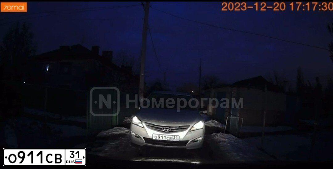 Фото автомобиля HYUNDAI SOLARIS, 2015 — госномер Х291ВХ180. Цвет: СЕРЕБРИСТЫЙ