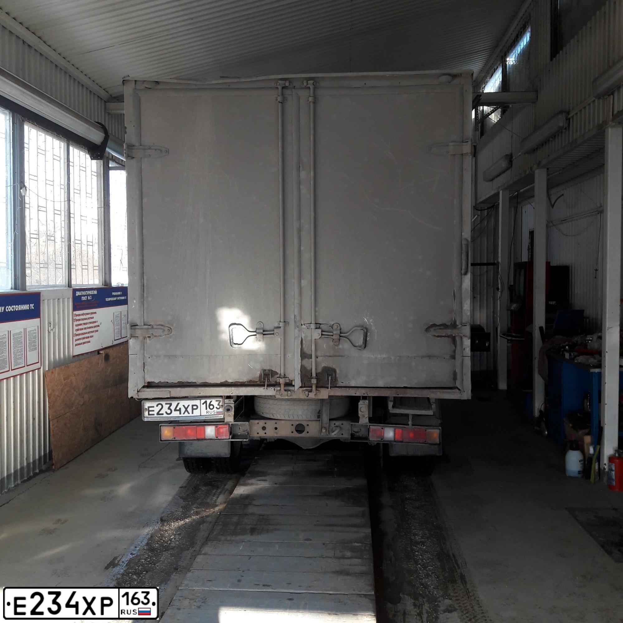 Фото автомобиля GAZ 3302 EL, 2007 — госномер У595ВВ163. Цвет: БЕЛЫЙ