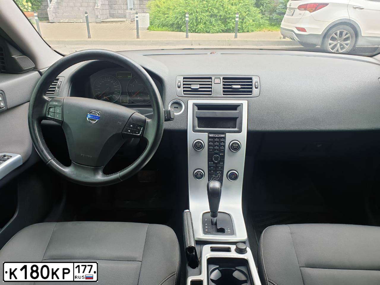 Фото автомобиля LADA 2105, 2005 — госномер К115РН777. Цвет: ЯРКО-БЕЛЫЙ