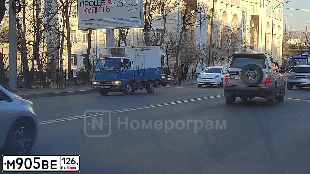 Фото автомобиля LADA XRAY, 2018 — госномер М905ВЕ126. Цвет: ЧЕРНЫЙ