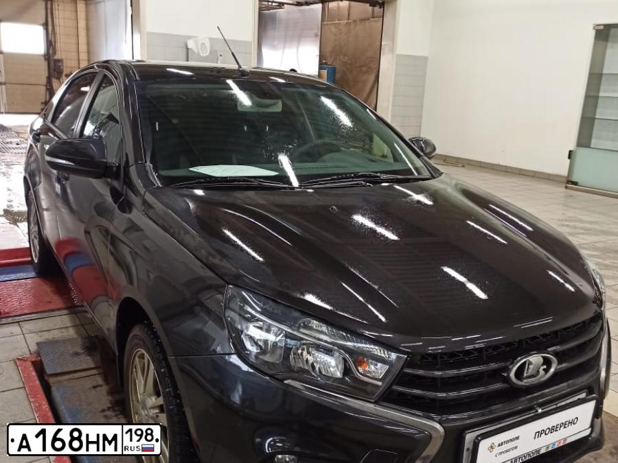 Фото автомобиля LADA VESTA, 2018 — госномер Р297ХР05. Цвет: ЧЕРНЫЙ
