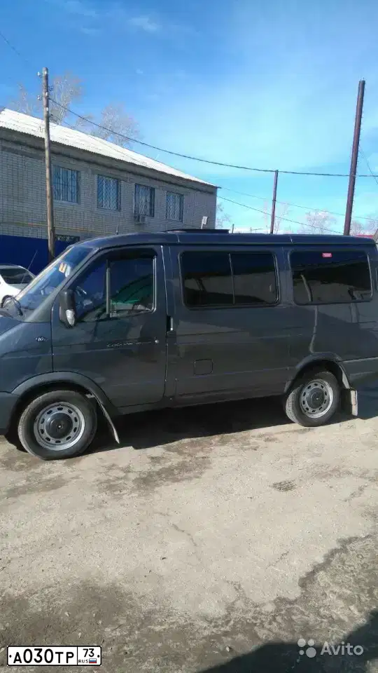 Фото автомобиля GAZ 2217 SOBOL, 2012 — госномер А030ТР73. Цвет: ТЕМНО-СЕРЫЙ