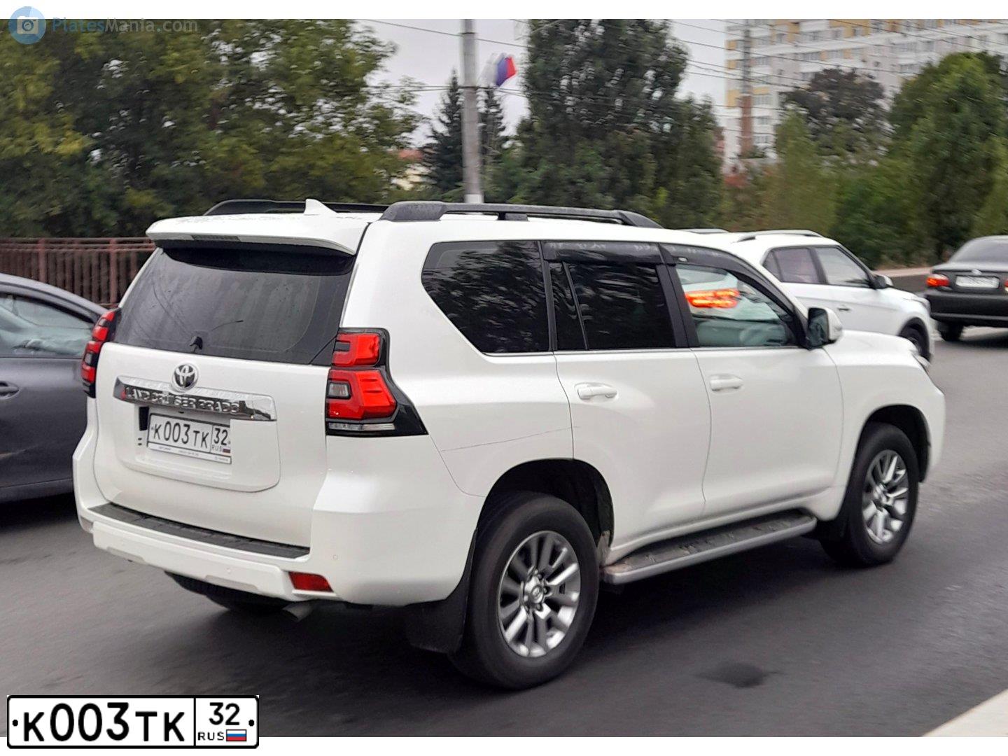 Фото автомобиля SUZUKI /GRAND/ VITARA, 2011 — госномер К003ТК32. Цвет: СЕРЫЙ