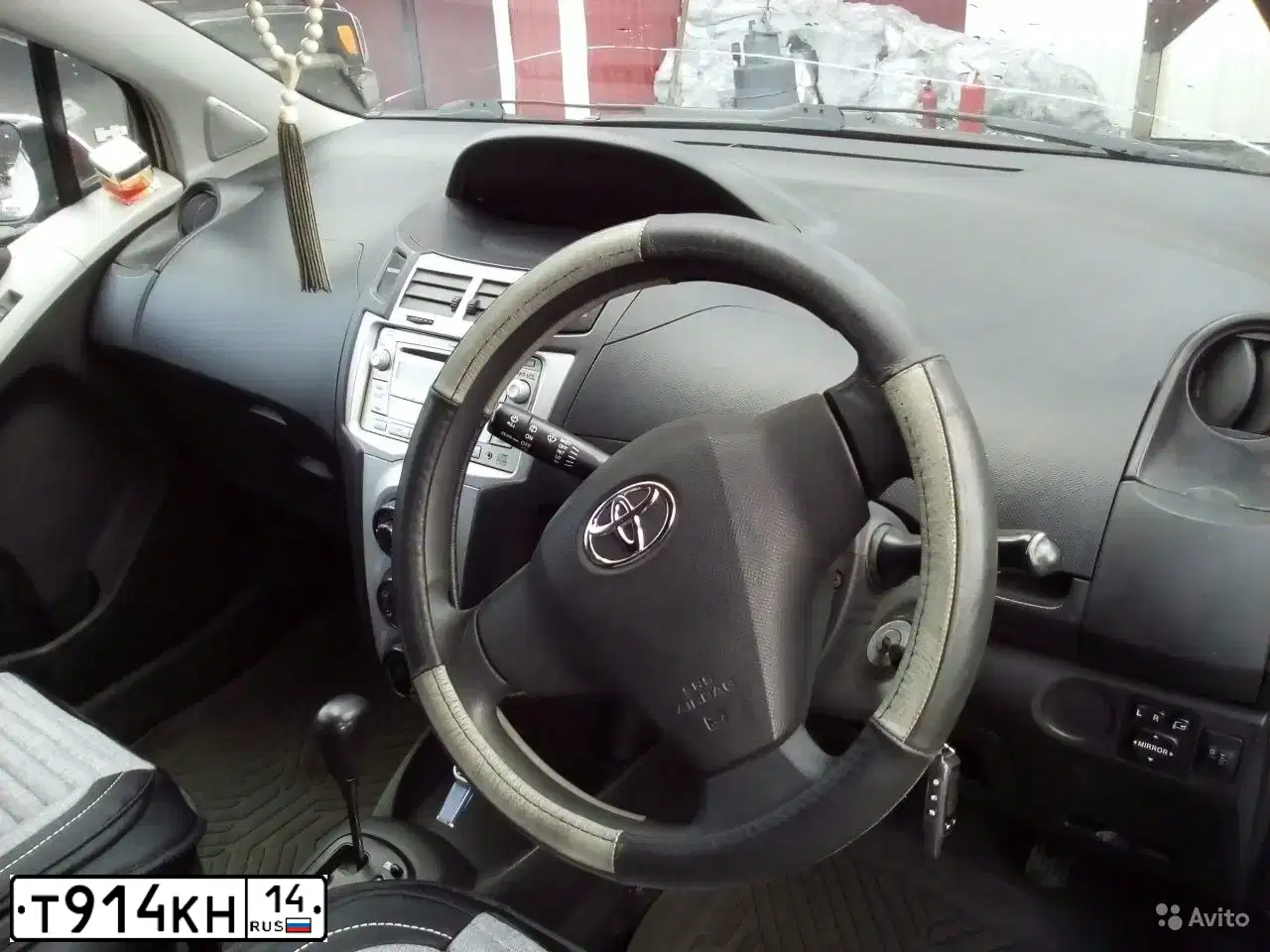 Фото автомобиля TOYOTA VITZ, 2007 — госномер Т914КН14