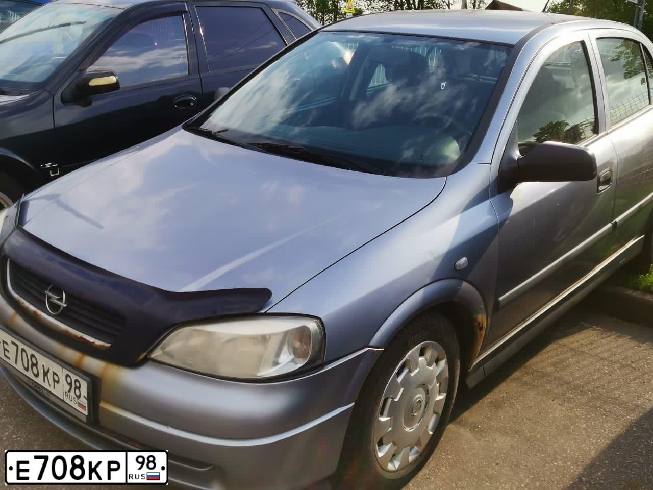 Фото автомобиля OPEL ASTRA, 2004 — госномер У306ЕО761. Цвет: СЕРЫЙ