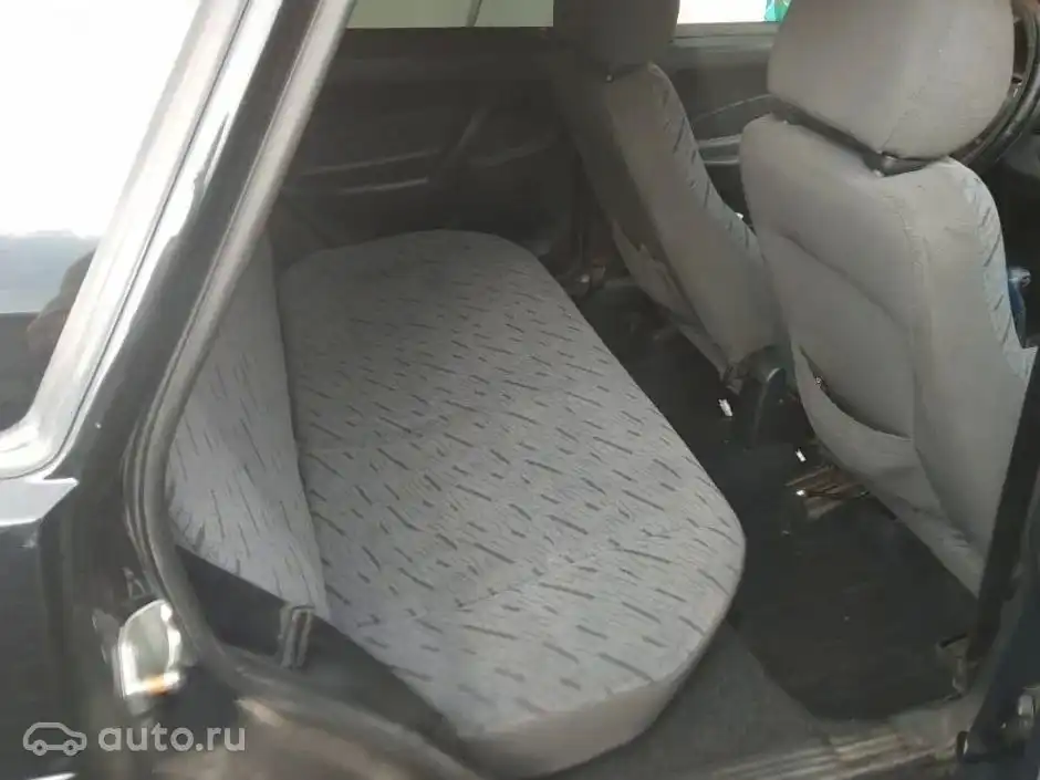 Фото автомобиля LADA 2114 SAMARA, 2011 — госномер Е616ОК161. Цвет: Сине-Черный