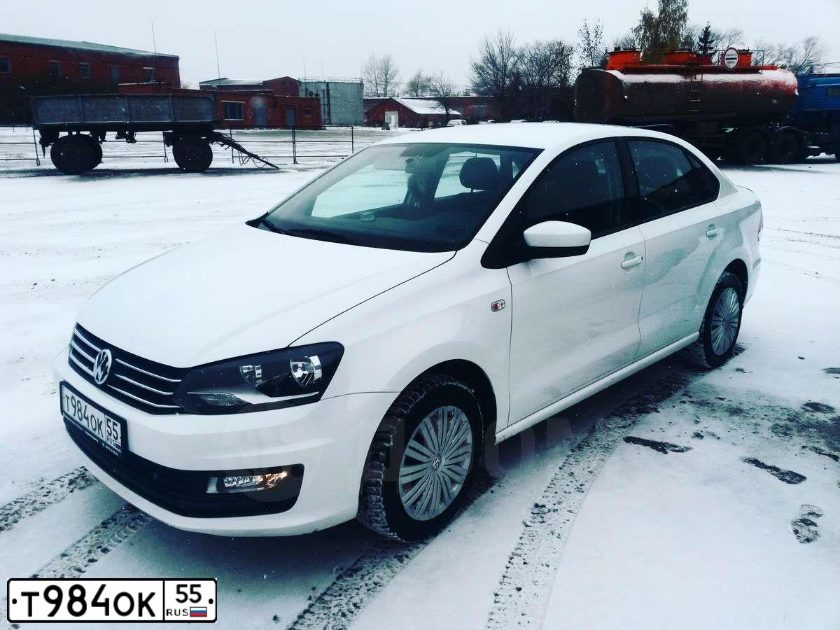 Фото автомобиля VOLKSWAGEN POLO, 2015 — госномер Т984ОК55. Цвет: Белый