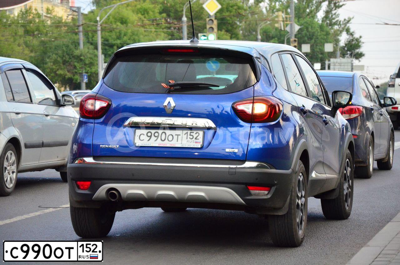 Фото автомобиля RENAULT KAPTUR, 2020 — госномер С990ОТ152. Цвет: МНОГОЦВЕТНЫЙ