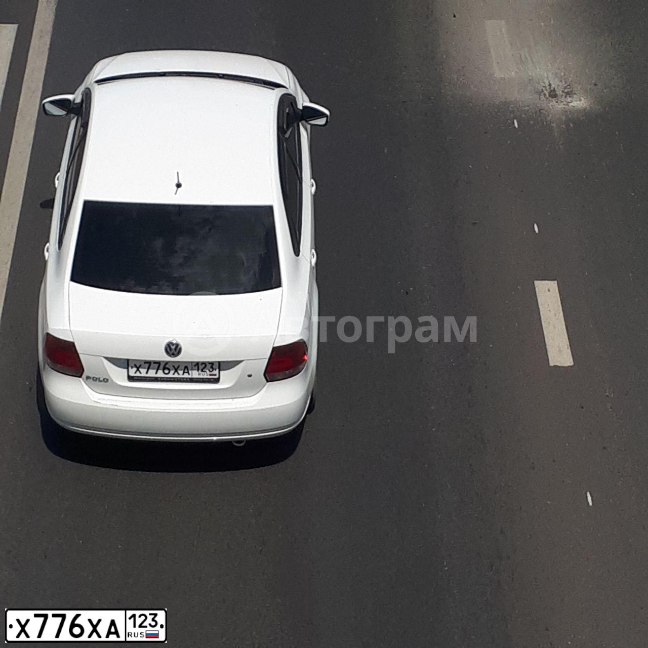 Фото автомобиля VOLKSWAGEN POLO, 2013 — госномер Х776ХА123. Цвет: Белый