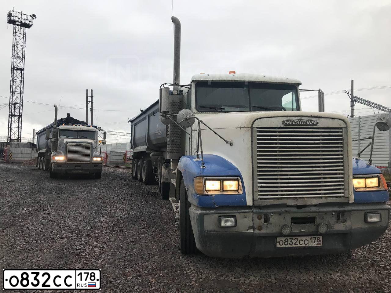 Фото автомобиля FREIGHTLINER SEVERE DUTY FLD, 1999 — госномер К333МУ40. Цвет: Белый