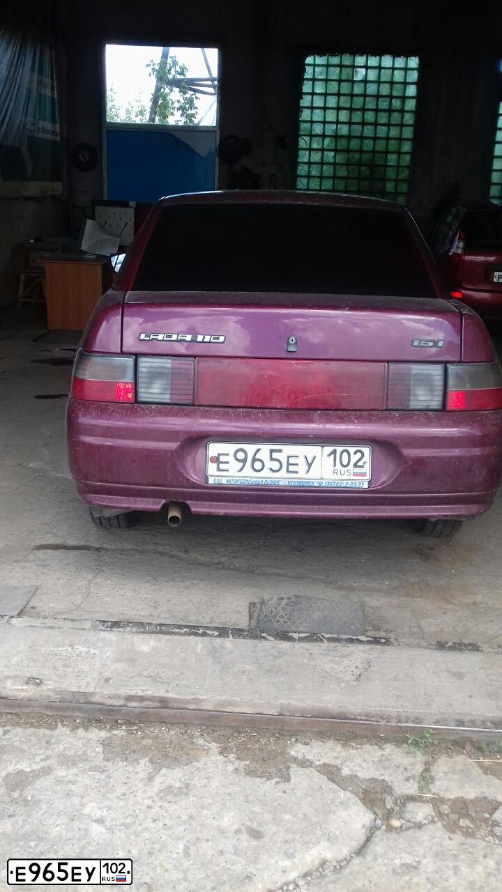 Фото автомобиля LADA 2110 LADA, 2005 — госномер Е965ЕУ102. Цвет: ТЕМНО-МАЛИНОВЫЙ