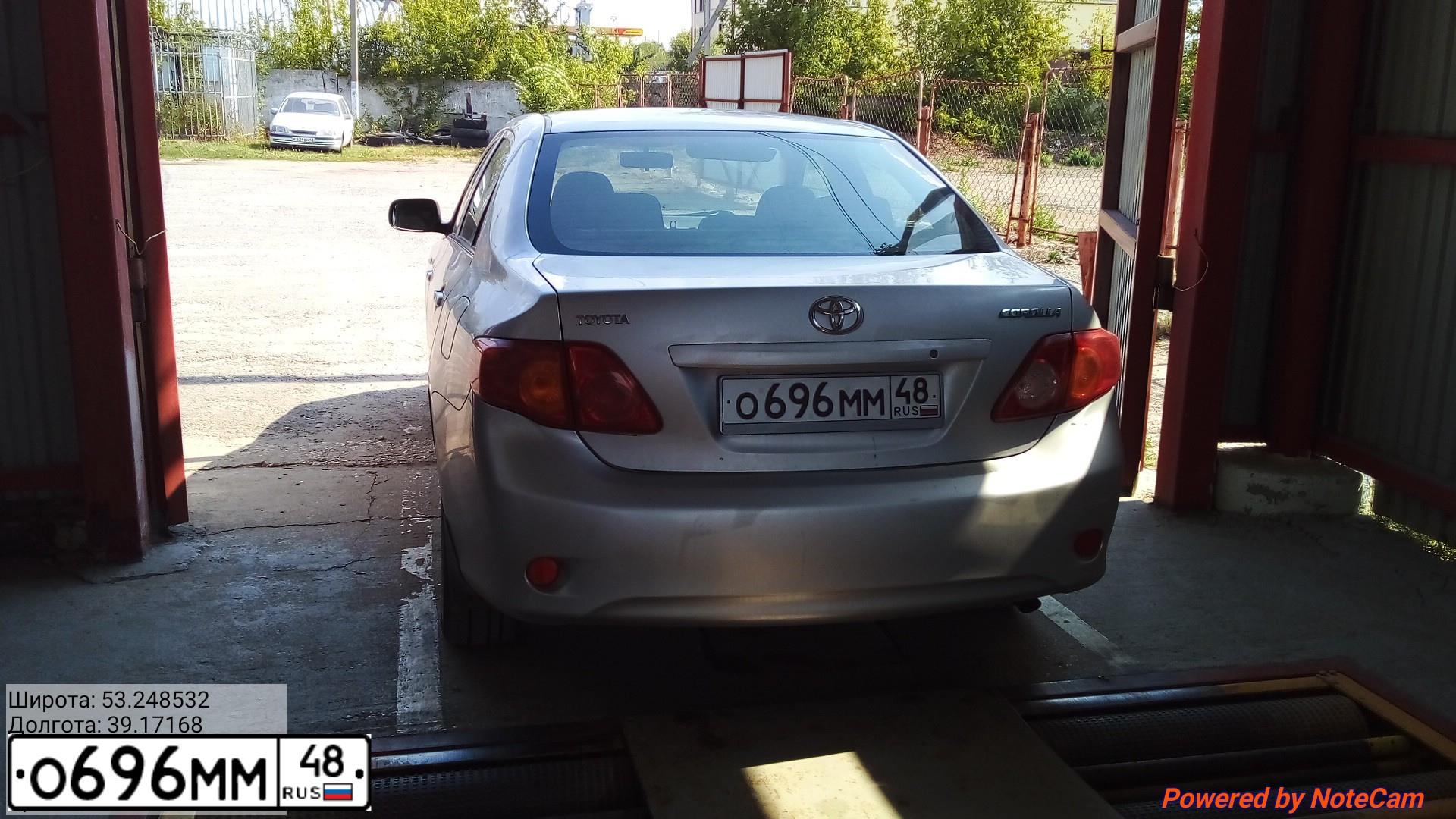Фото автомобиля TOYOTA COROLLA, 2010 — госномер О696ММ48. Цвет: СЕРЕБРИСТЫЙ