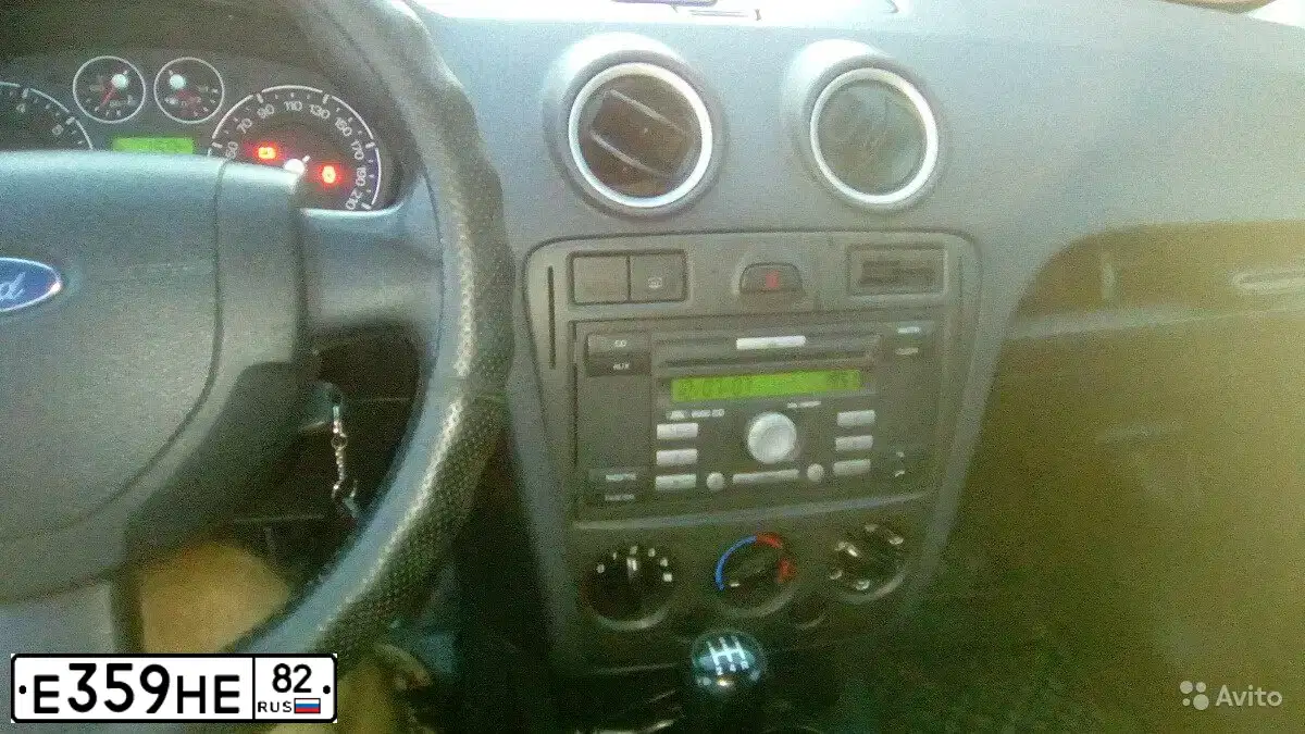 Фото автомобиля FORD FUSION, 2006 — госномер Е359НЕ82. Цвет: ЧЕРНЫЙ