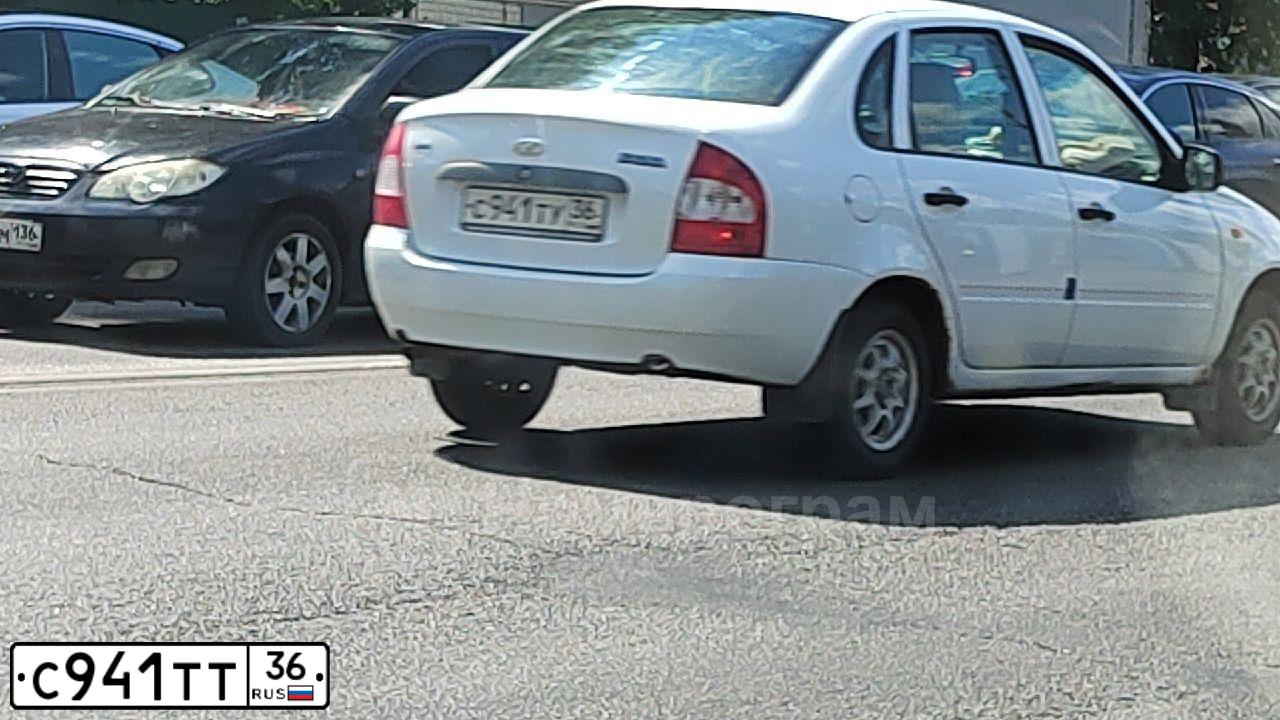 Фото автомобиля HYUNDAI MIGHTY, 2011 — госномер В887НА797. Цвет: Белый