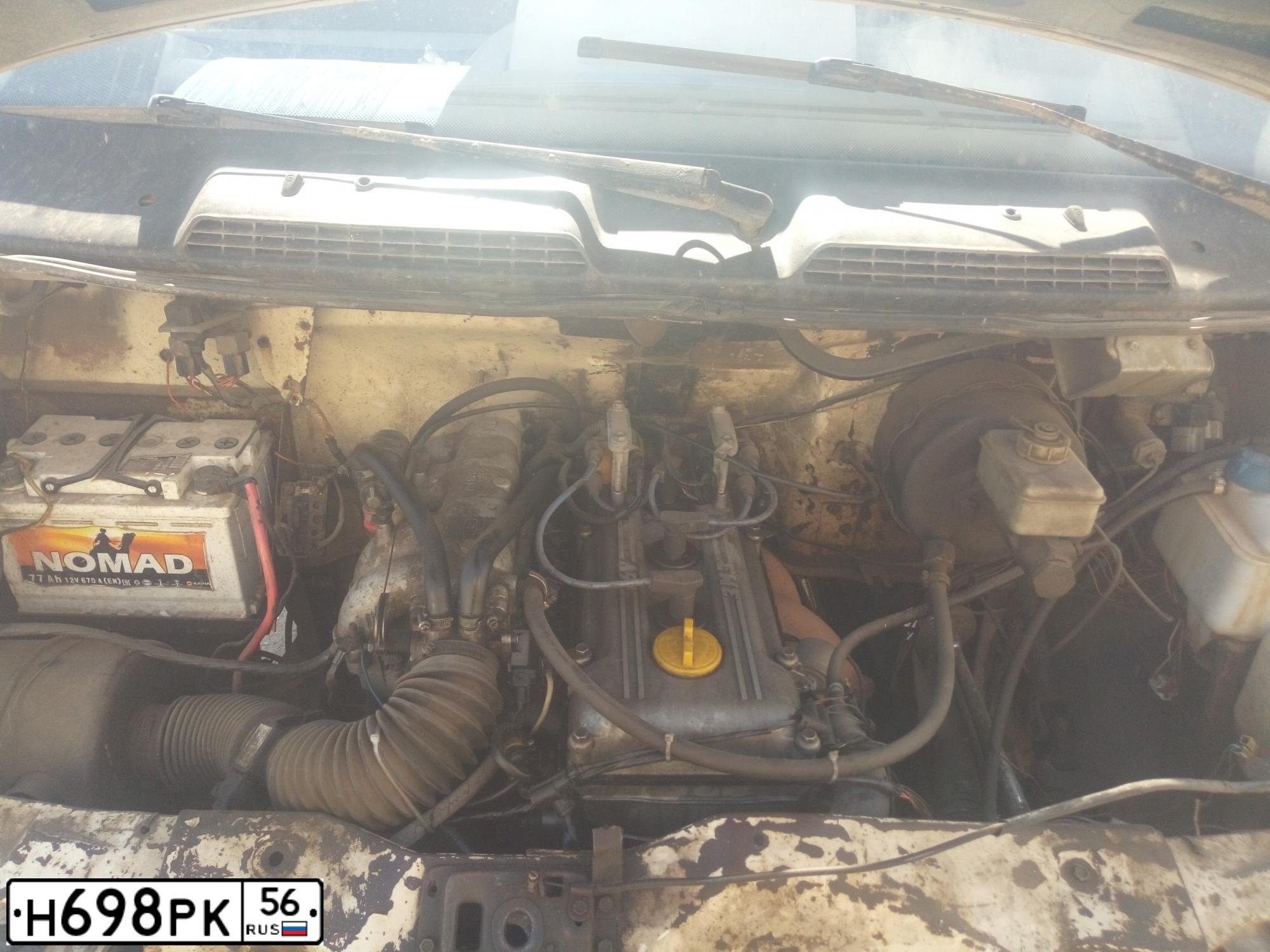 Фото автомобиля GAZ 3302 EL, 1997 — госномер Е758УЕ134. Цвет: САФАРИ