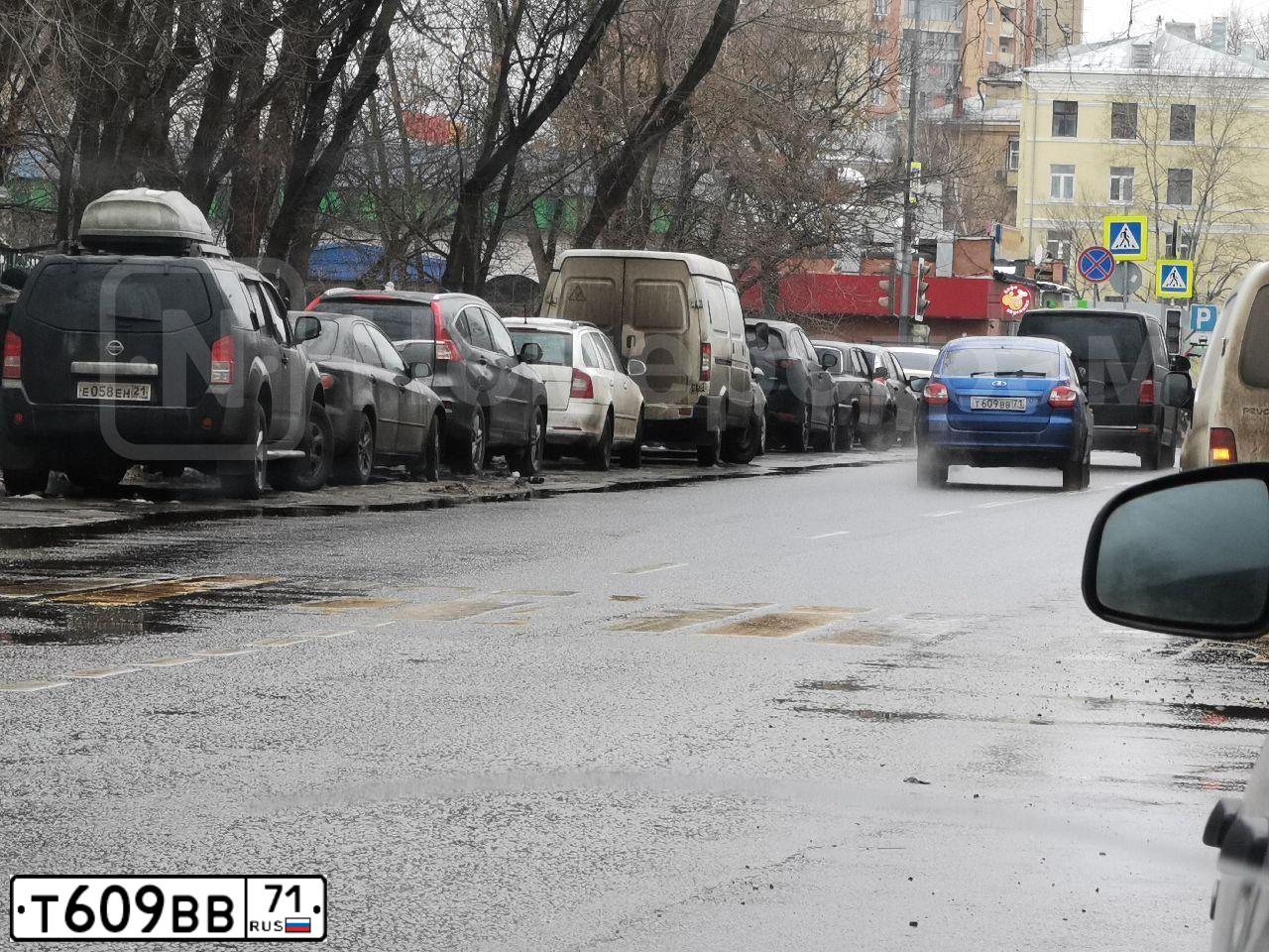 Фото автомобиля LADA 2191 GRANTA, 2016 — госномер Т609ВВ71. Цвет: ЯРКО-СИНИЙ